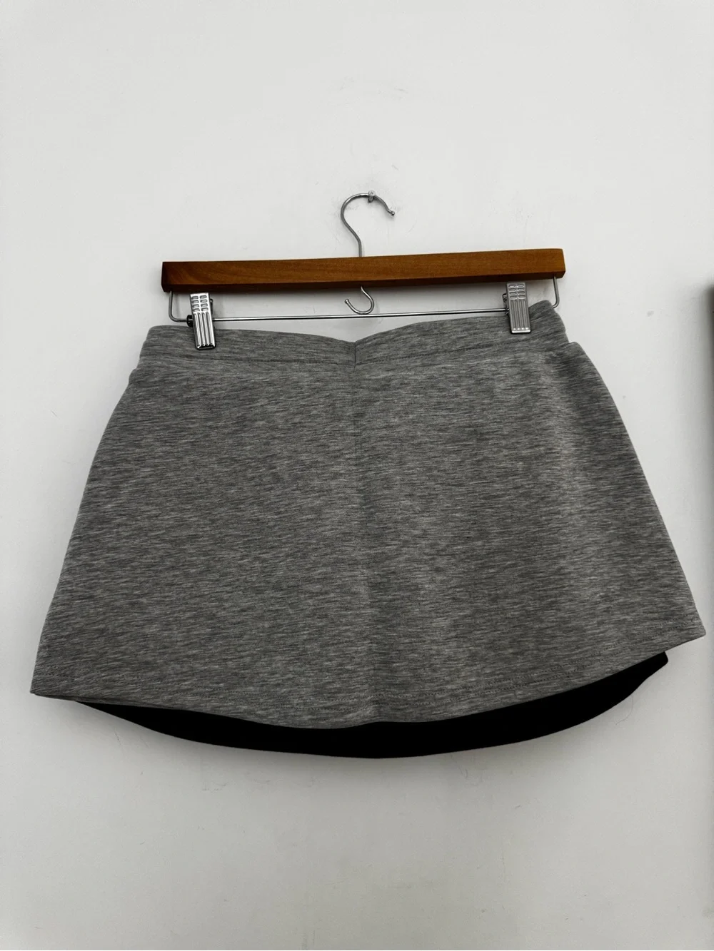 Ocean Drive Skorts bundle of 2 gray and black